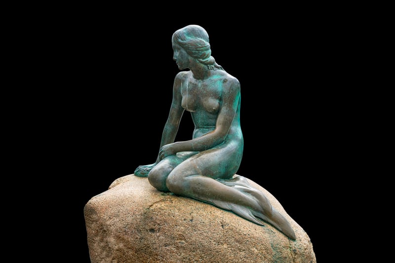Mermaid Performer